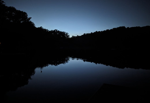 PXL 20230818 012432070