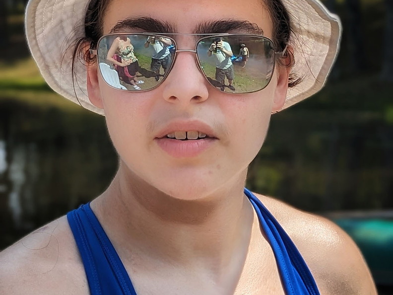 PXL 20230819 171509951.PORTRAIT-01