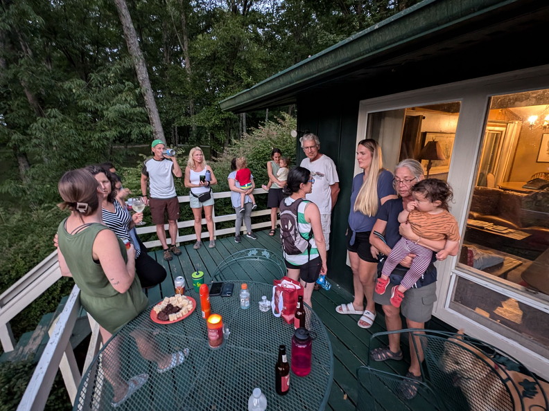 PXL 20240809 010408148