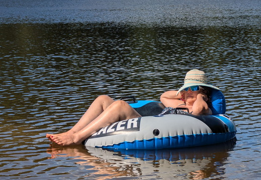 PXL 20240810 210832552