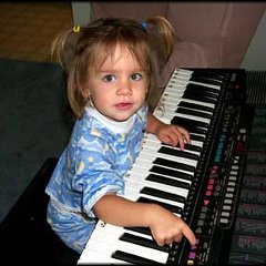 hannah-piano