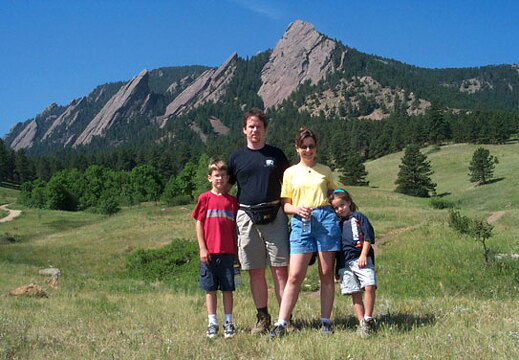 flatirons-family-062602