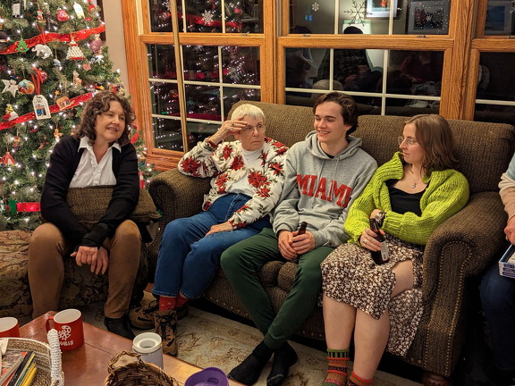 PXL 20221228 013534222.PORTRAIT