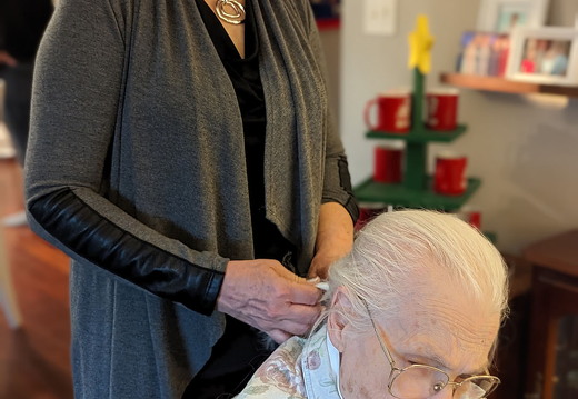 PXL 20221228 220931354.PORTRAIT