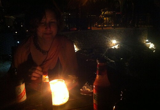 Ricks-Cafe-Cliffs-Candlelight-Dinner-Band