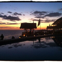 Sunset-Ricks-Cafe-Pool
