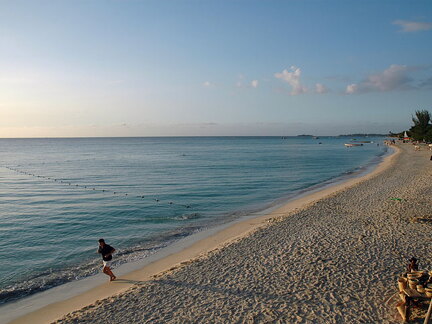 White-Sands-Beach-7miles