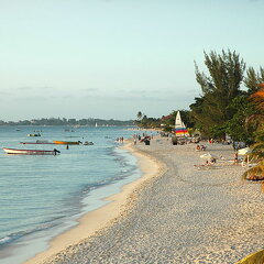 White-Sands-Beach-North