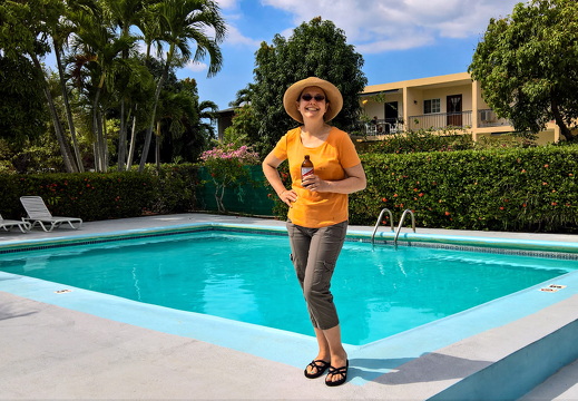 Nancy-White-Sands-Pool