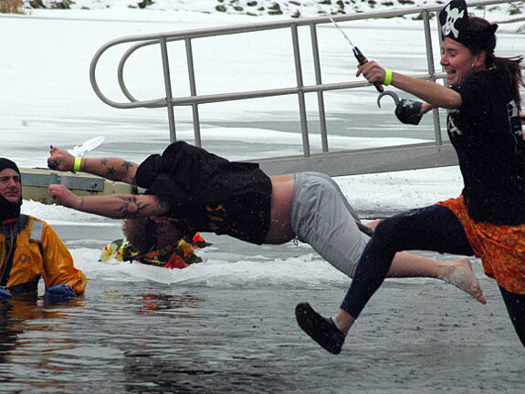 PolarPlunge01