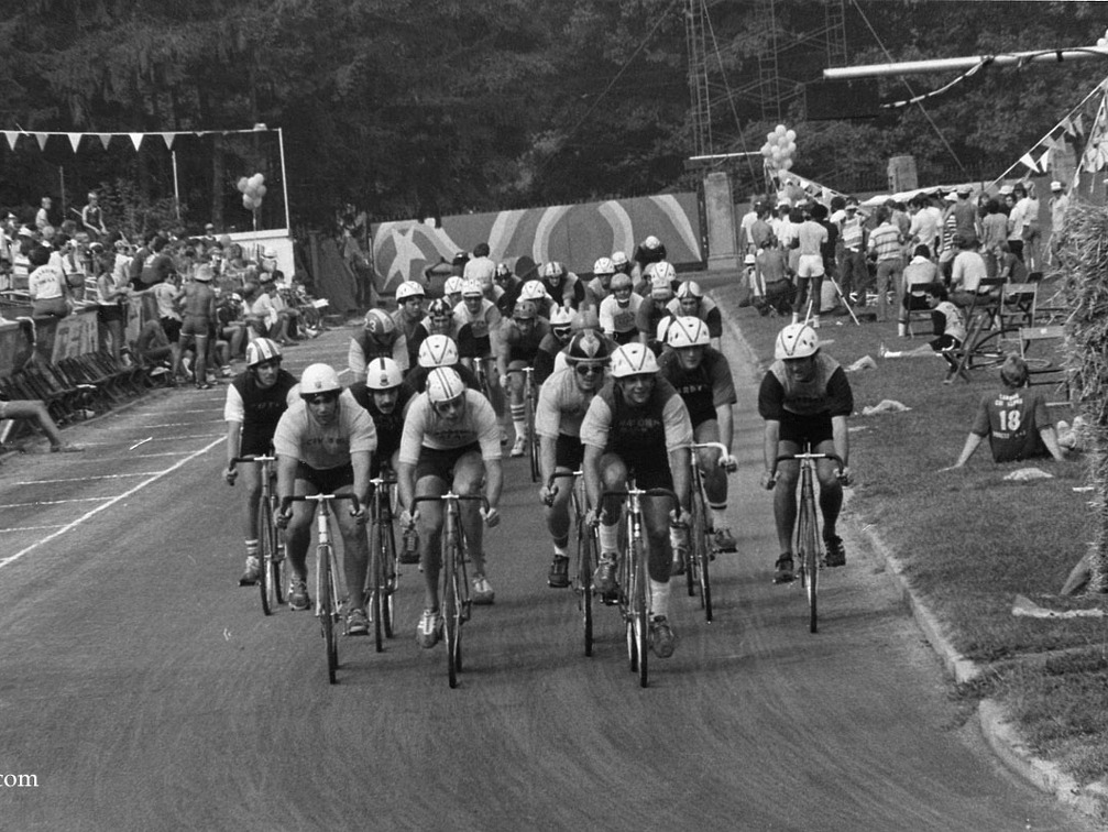 Breaking Away - Pack