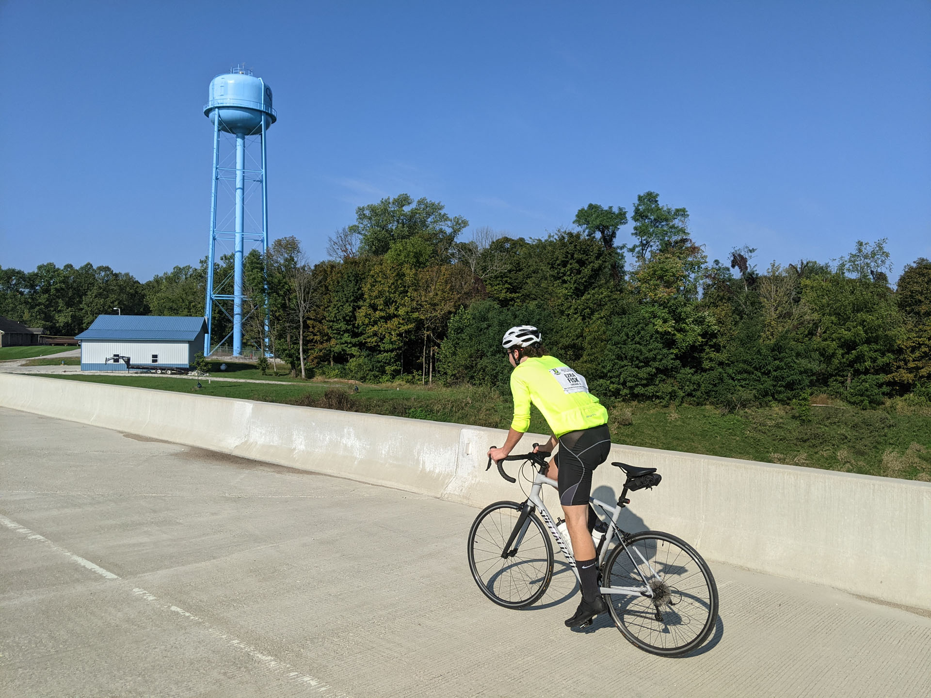 Hilly Hundred 2021 - Ezra crossing 37