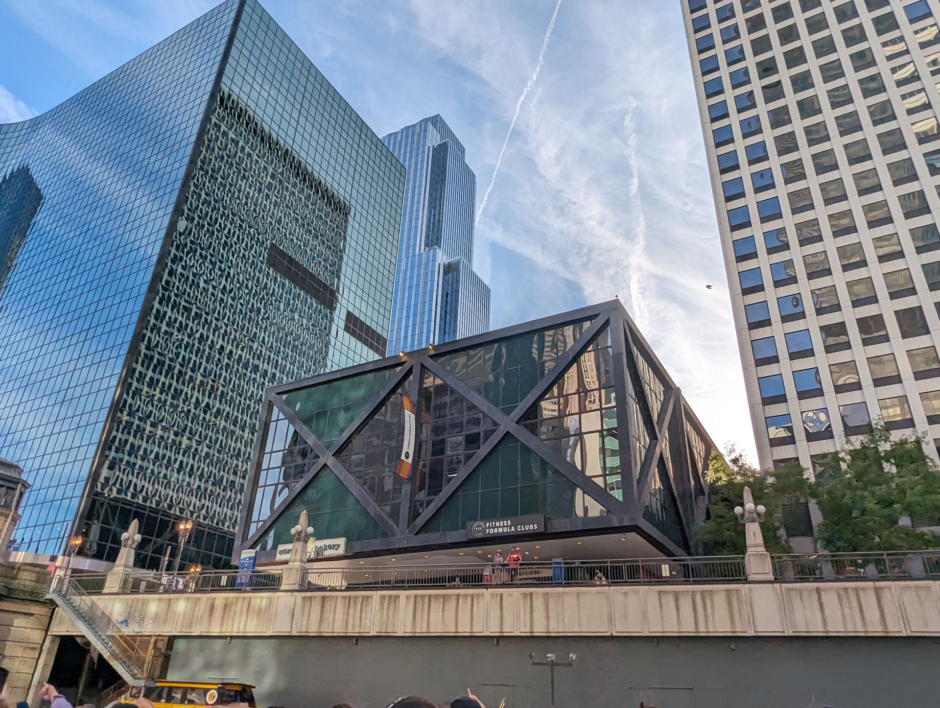 PXL 20230902 224227451