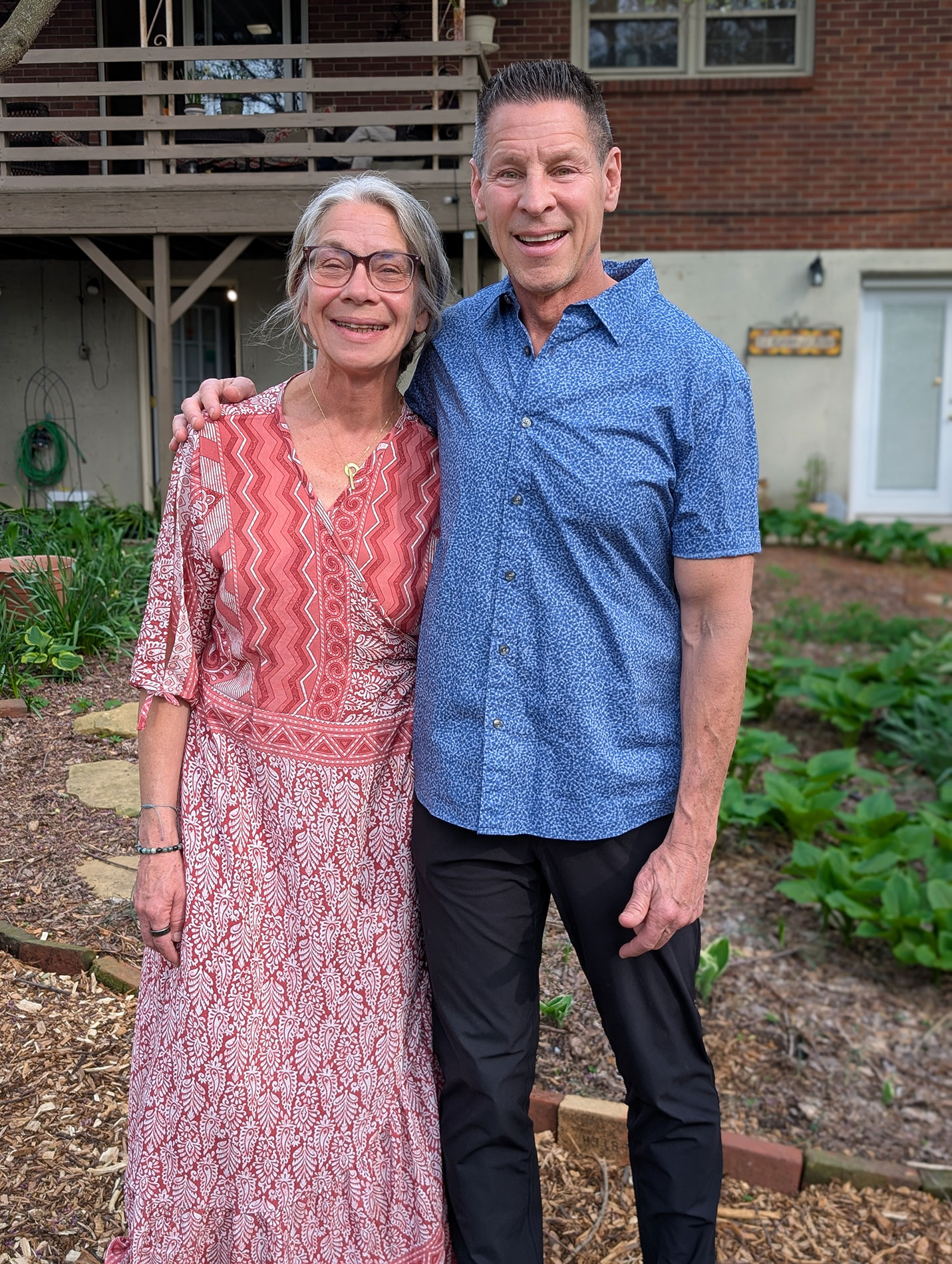 PXL 20250419 212703833