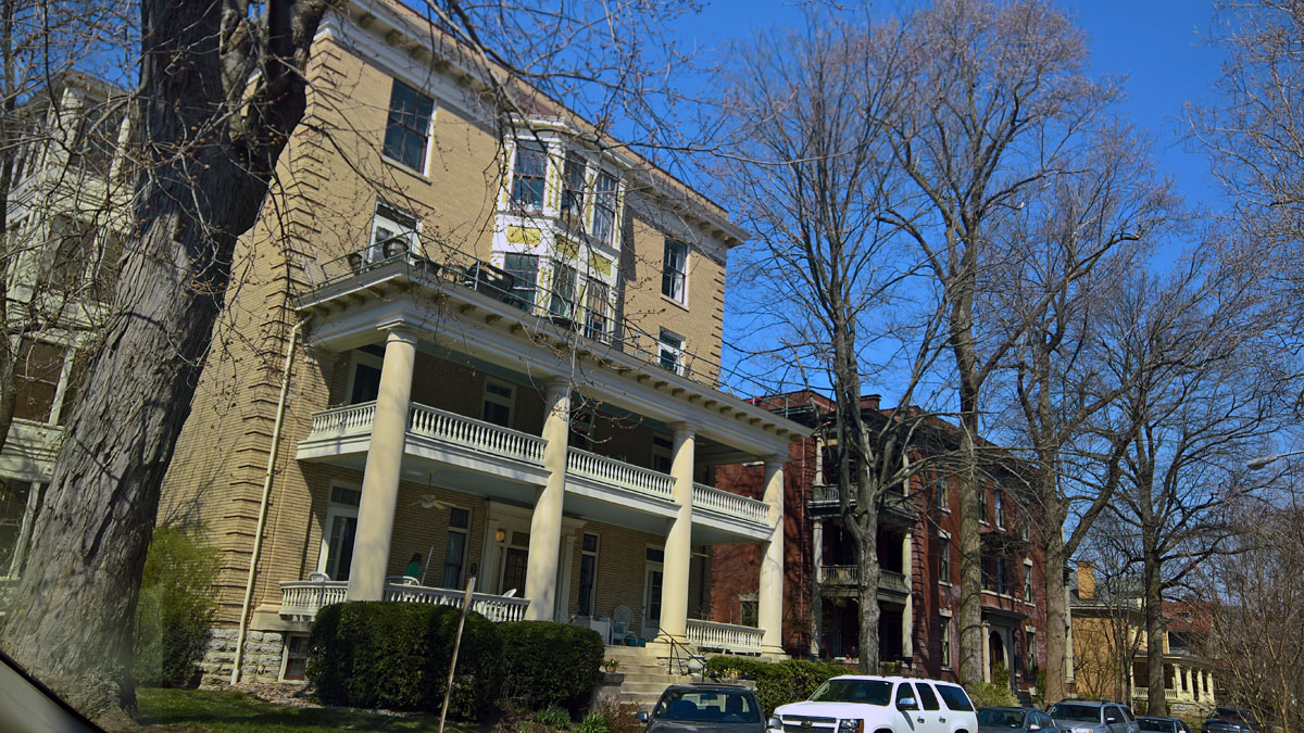 Hampton Court WP 20180317 14 20 20