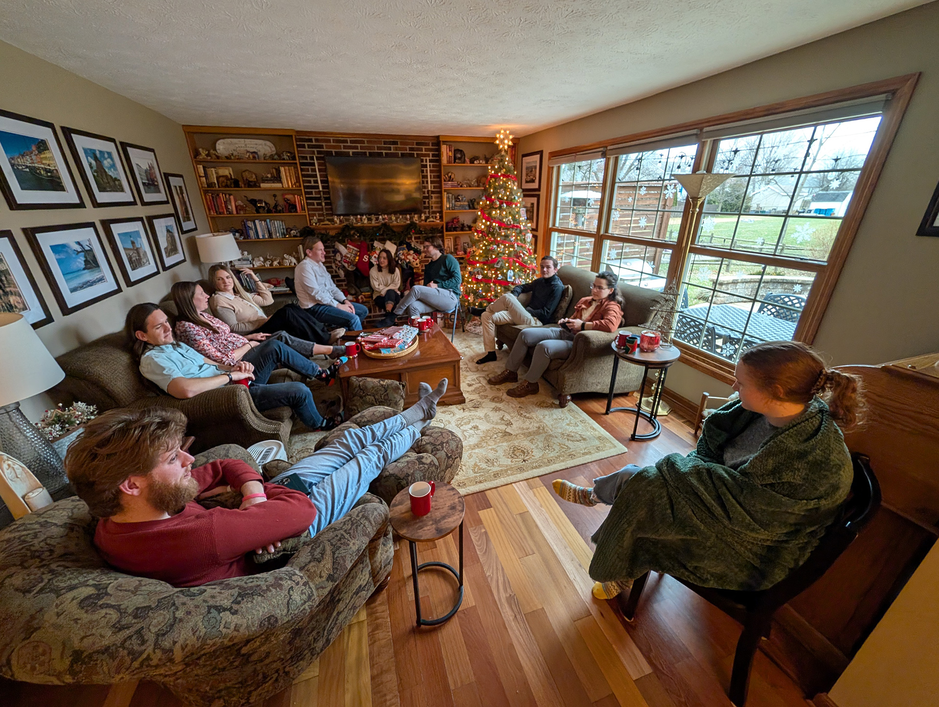 PXL 20251227 181924274