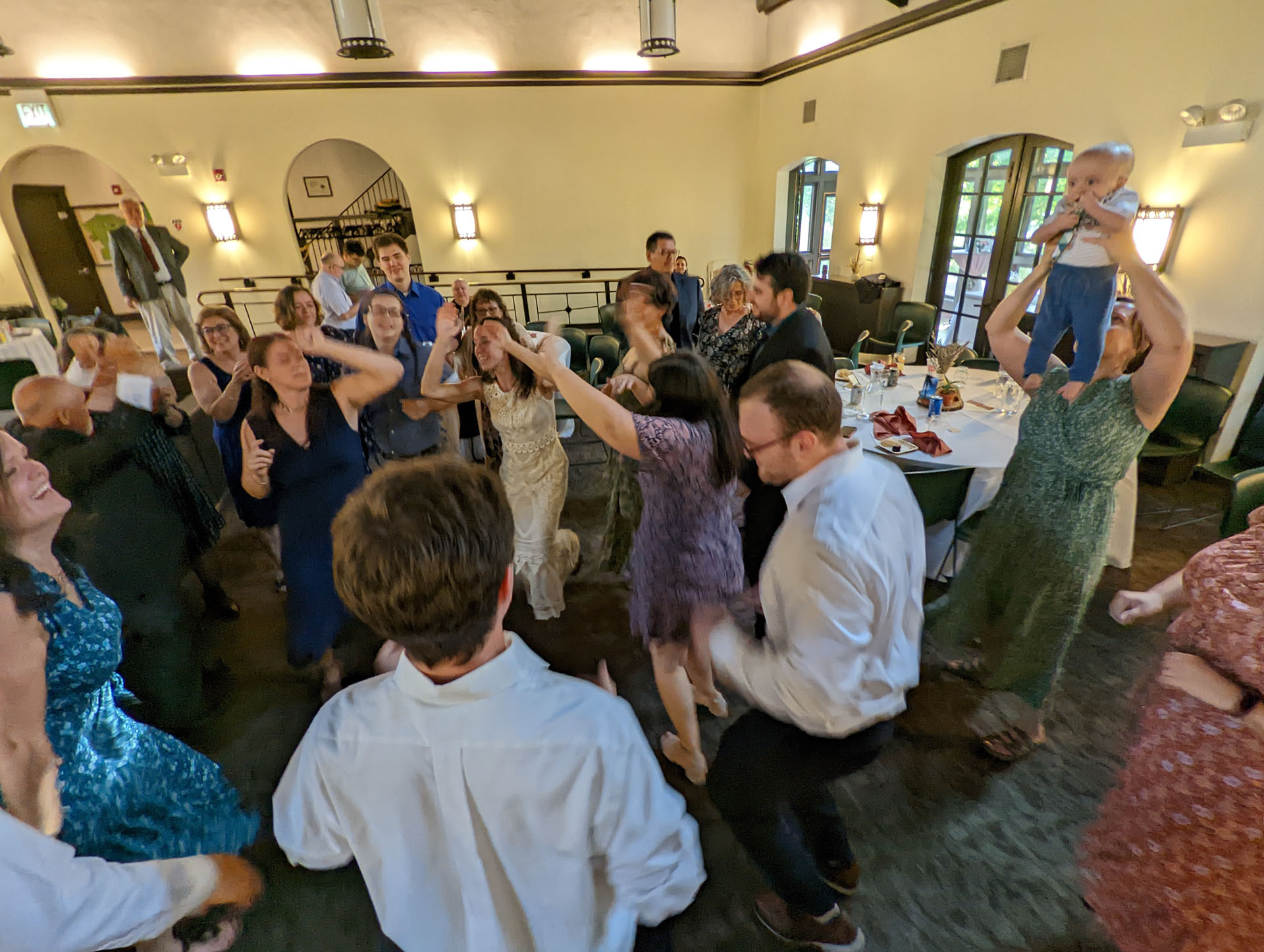 PXL 20220820 221300241