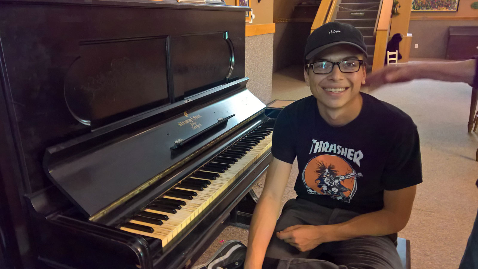 WP 20170812 16 06 37 Rich