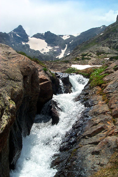 Lakeisabelle creek1 062502