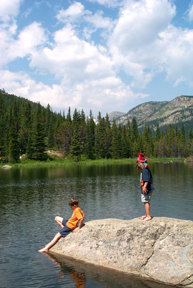 Lostlaketrail ezthea lake3 062202