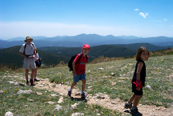 Rainbowlaketrail crew 062402