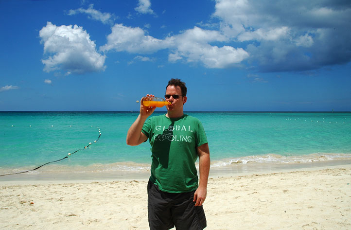 Graham Oran ga juice beach