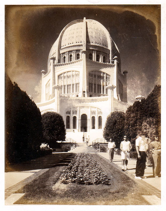 Bahai - Polaroid