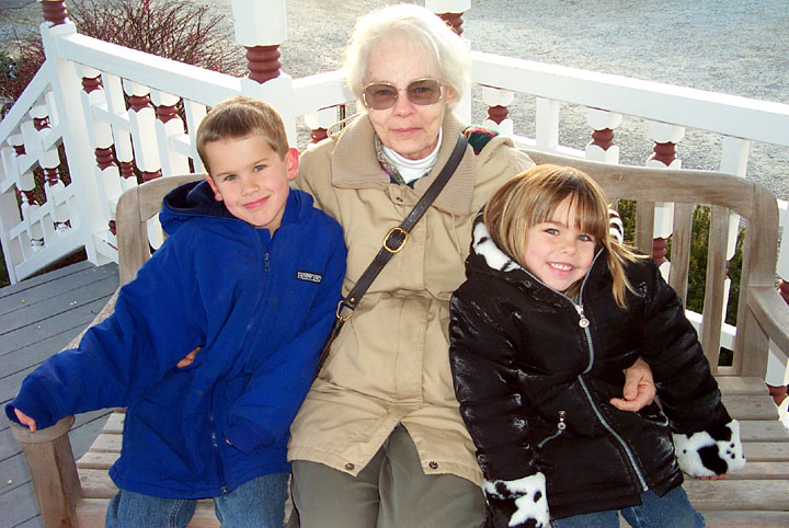 ruth-ezra-thea-11-24-00