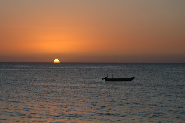 Sunset-White-Sands-Beach