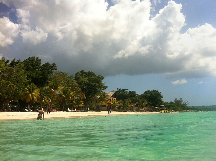 White-Sands-Negril-Hotel-Sea.jpg