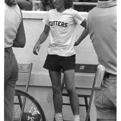 Moocher-Breaking-Away