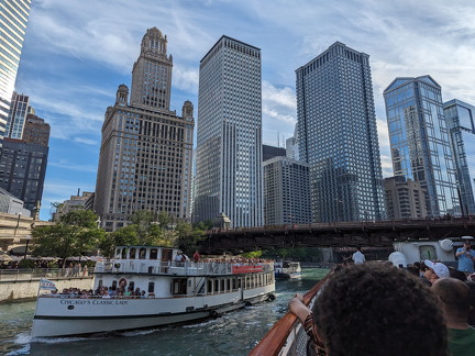 PXL 20230902 221054442