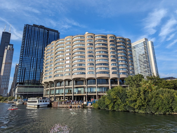 PXL 20230902 224817734