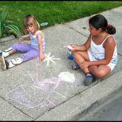 thea-sidewalk-chalk-7-9-00