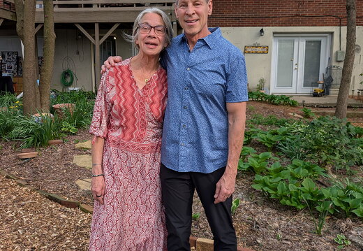 PXL 20250419 212658635