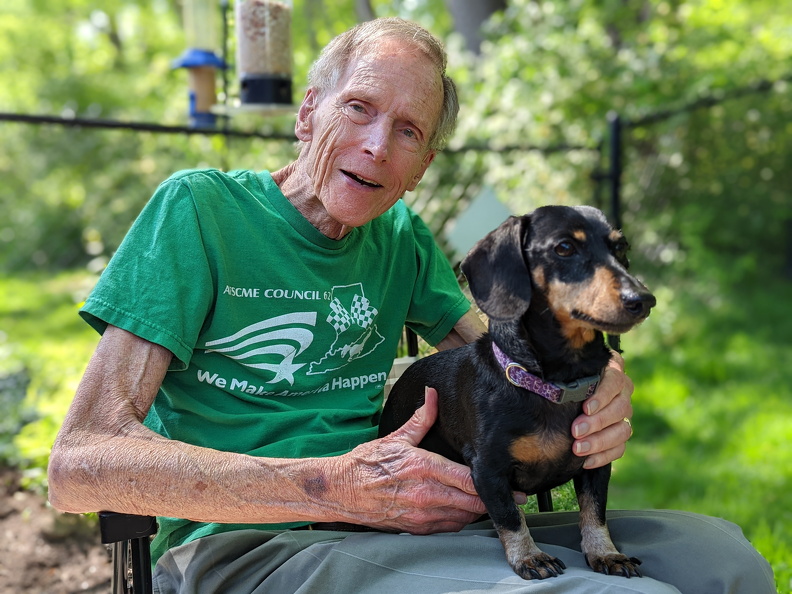 PXL 20220512 204234792