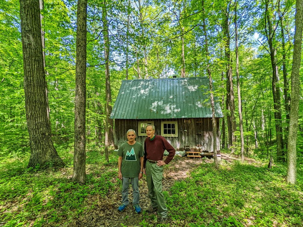 PXL 20220513 163518340-01