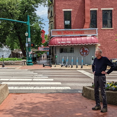 PXL 20220514 180856322