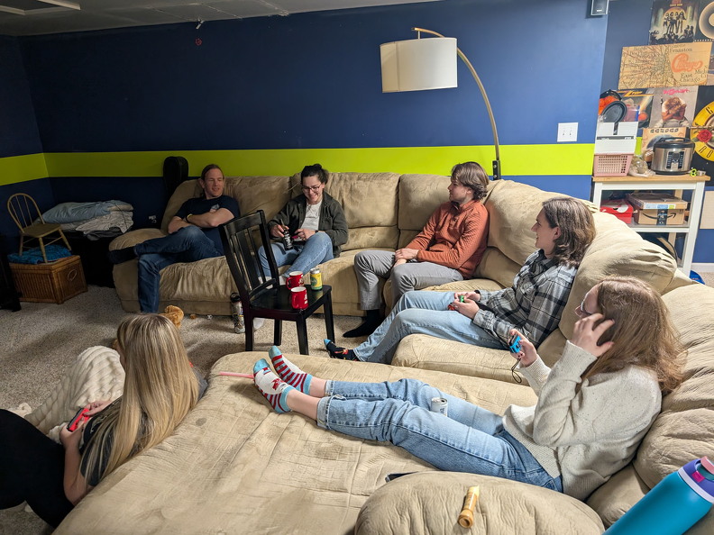 PXL 20241229 022056955-base