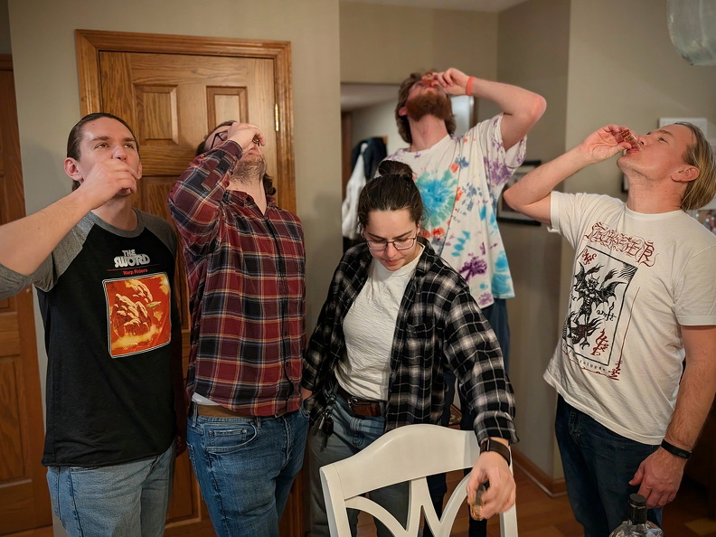 PXL 20251227 030508458