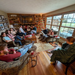 PXL 20251227 181924274