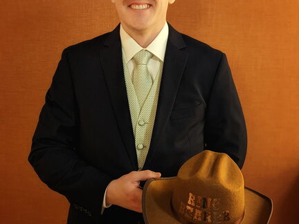 PXL 20220226 184311851-01