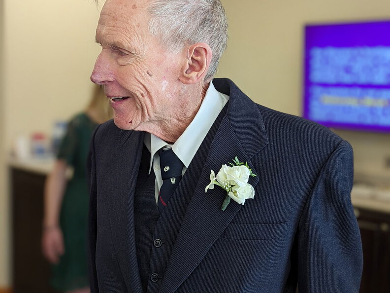 PXL 20220226 193920139