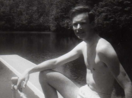 122-Milton-honeymoon-1959194