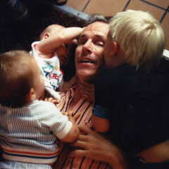 210-Milton-w-grandsons-1991400