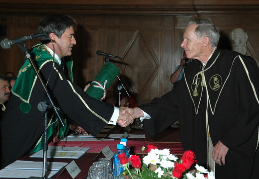 301-Hungery Doctorate-2007-385