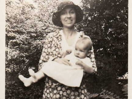 40-Lucy-and-baby-Milton890