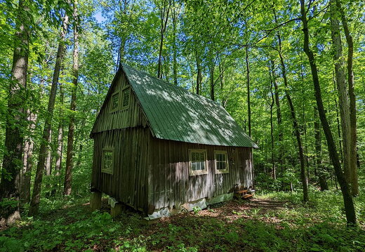 817-Cabin-zPXL 20220515 153330376