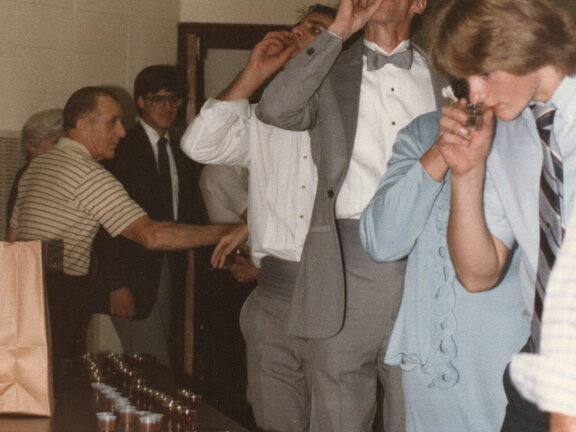 916-Milton GrandMarchShots-1984 0011