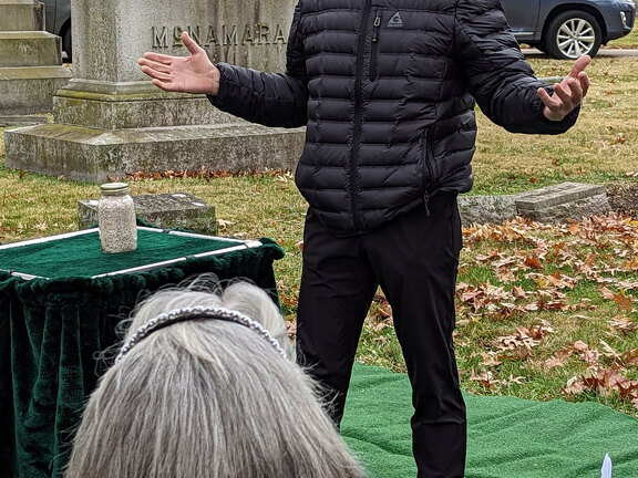 PXL 20221128 164150738